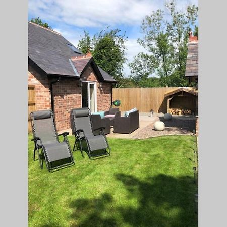 Dove Nest Cottage Blackpool לית'ם סנט אנס מראה חיצוני תמונה