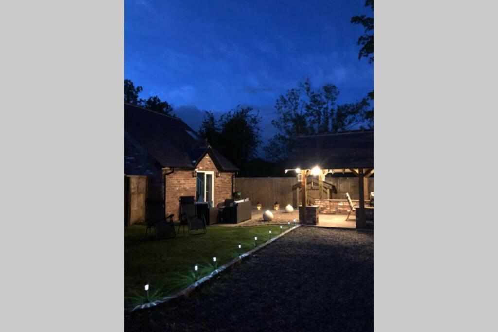 Dove Nest Cottage Blackpool לית'ם סנט אנס מראה חיצוני תמונה